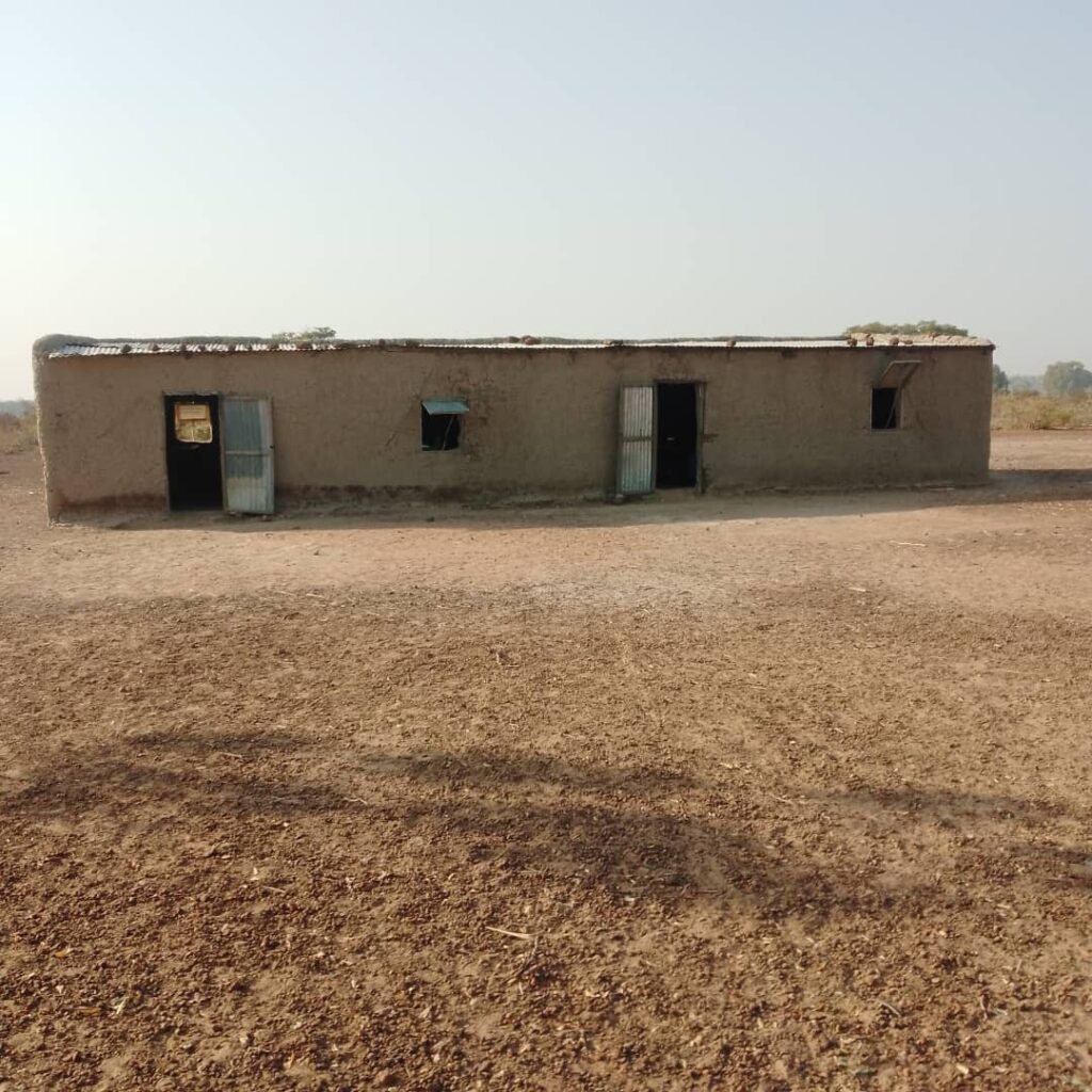 The old schoolhouse in Koro N'Tossoni